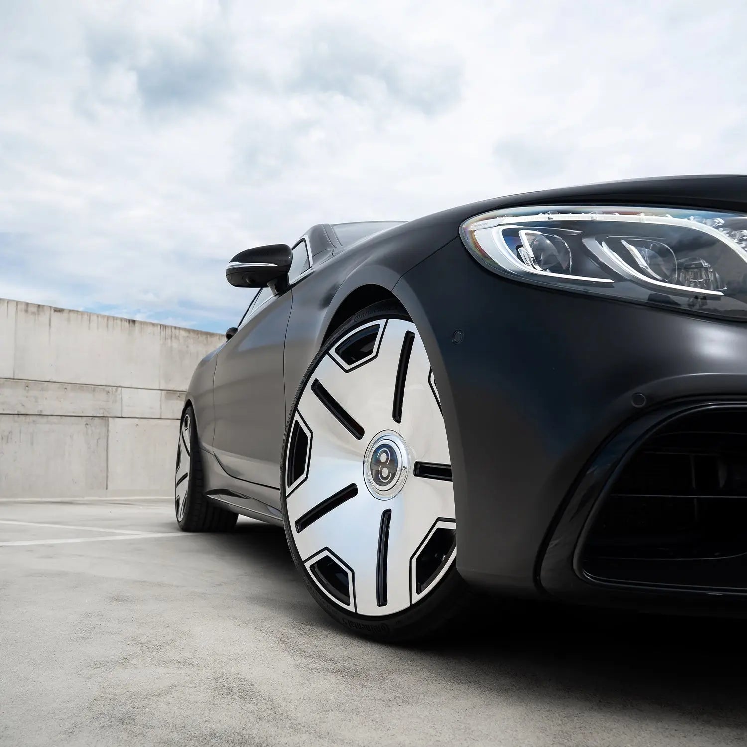 Mercedes-Benz S63 AMG Radi8 R8L01 Forged Rims – Luxury Silver 22 Inch Design