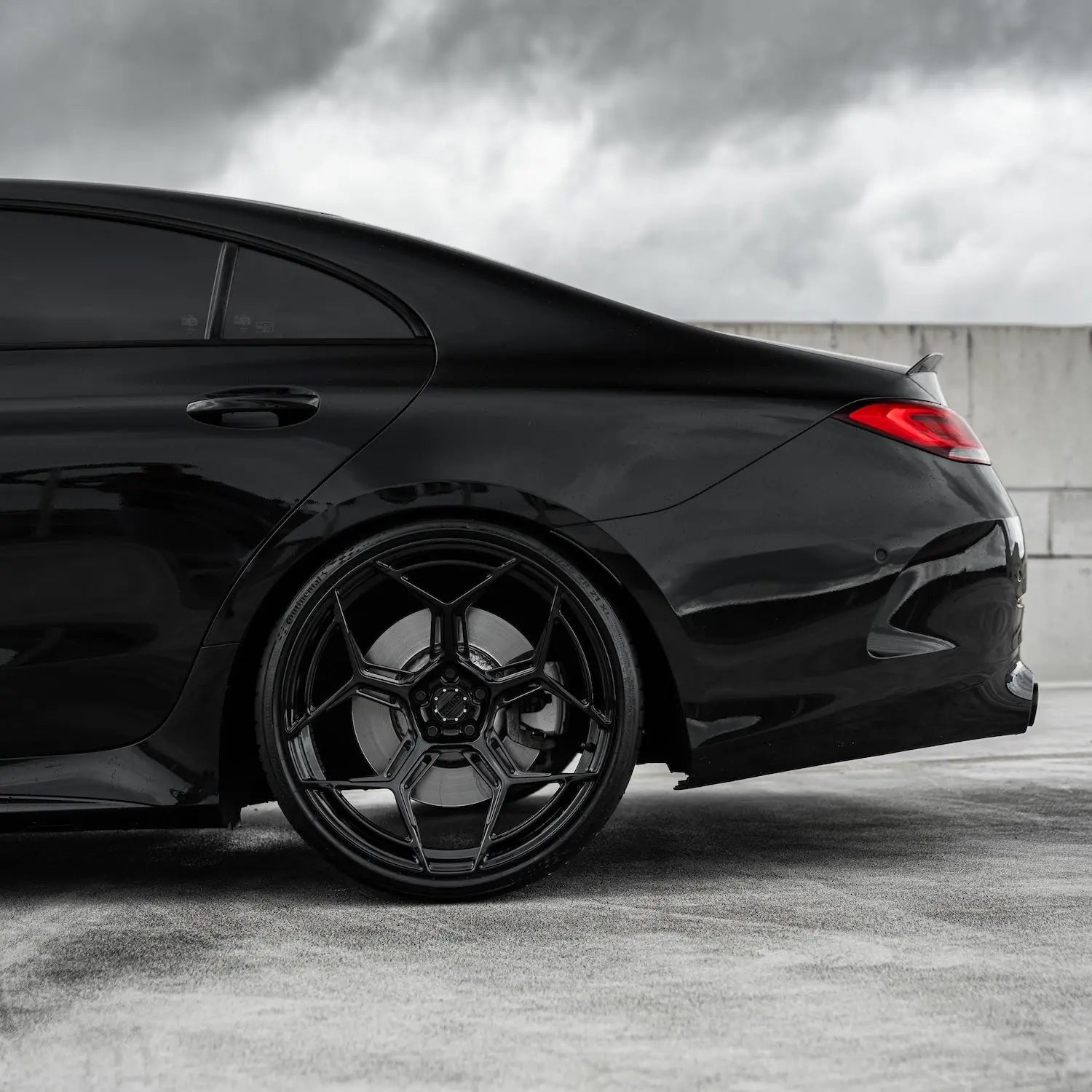 Radi8 R804.c Forged Wheels for Mercedes-Benz CLS 53 AMG – 9x21 & 11x21 Inch Custom Fitment radi8wheels