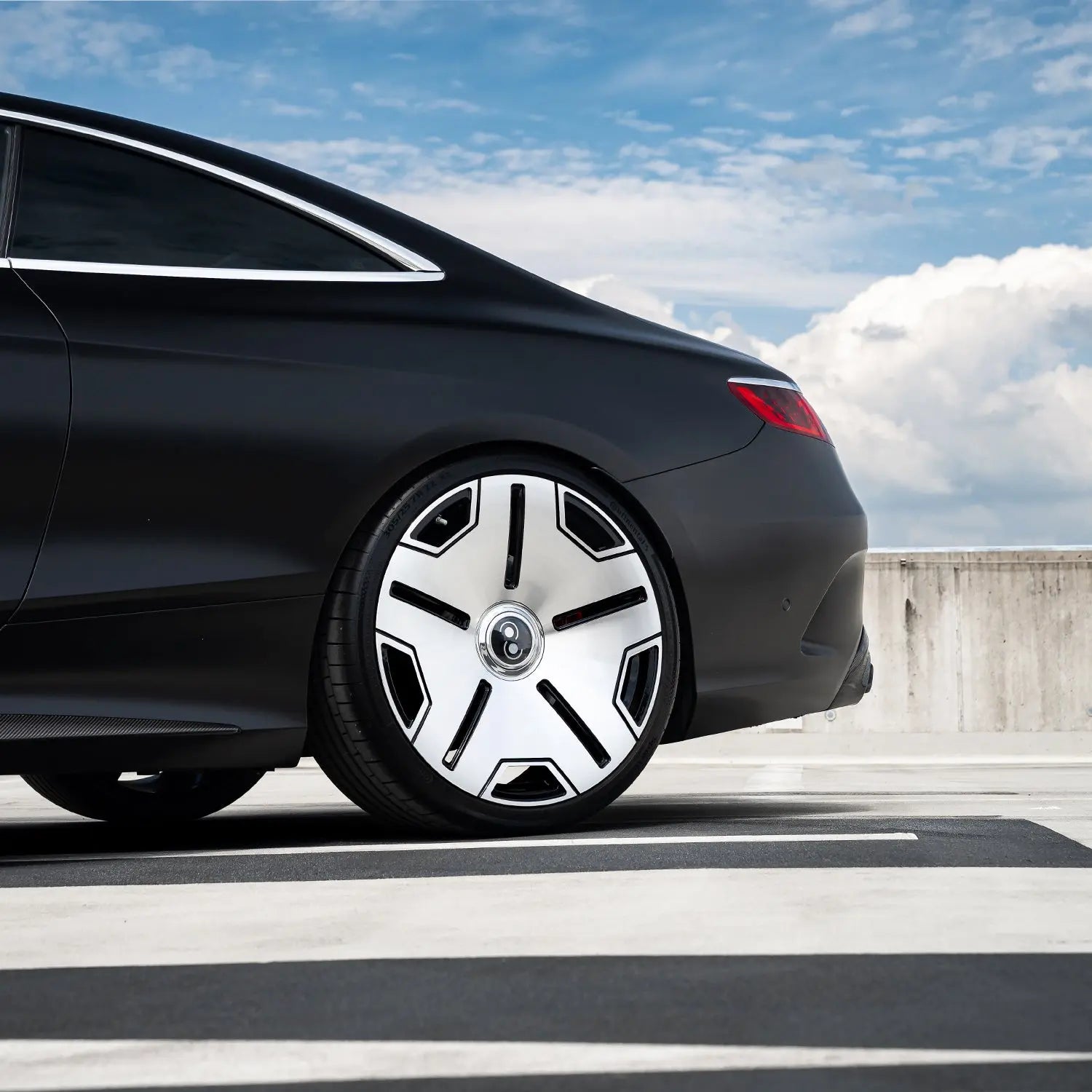 Radi8 R8L01 Silver Forged Wheels for Mercedes S63 AMG Coupe – 22 Inch Setup